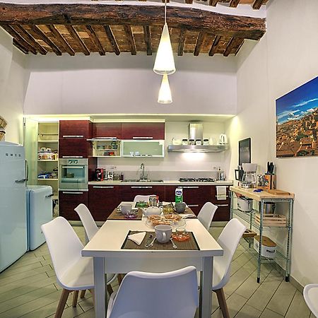 Cozy Apartment In The Heart Of 시에나 외부 사진