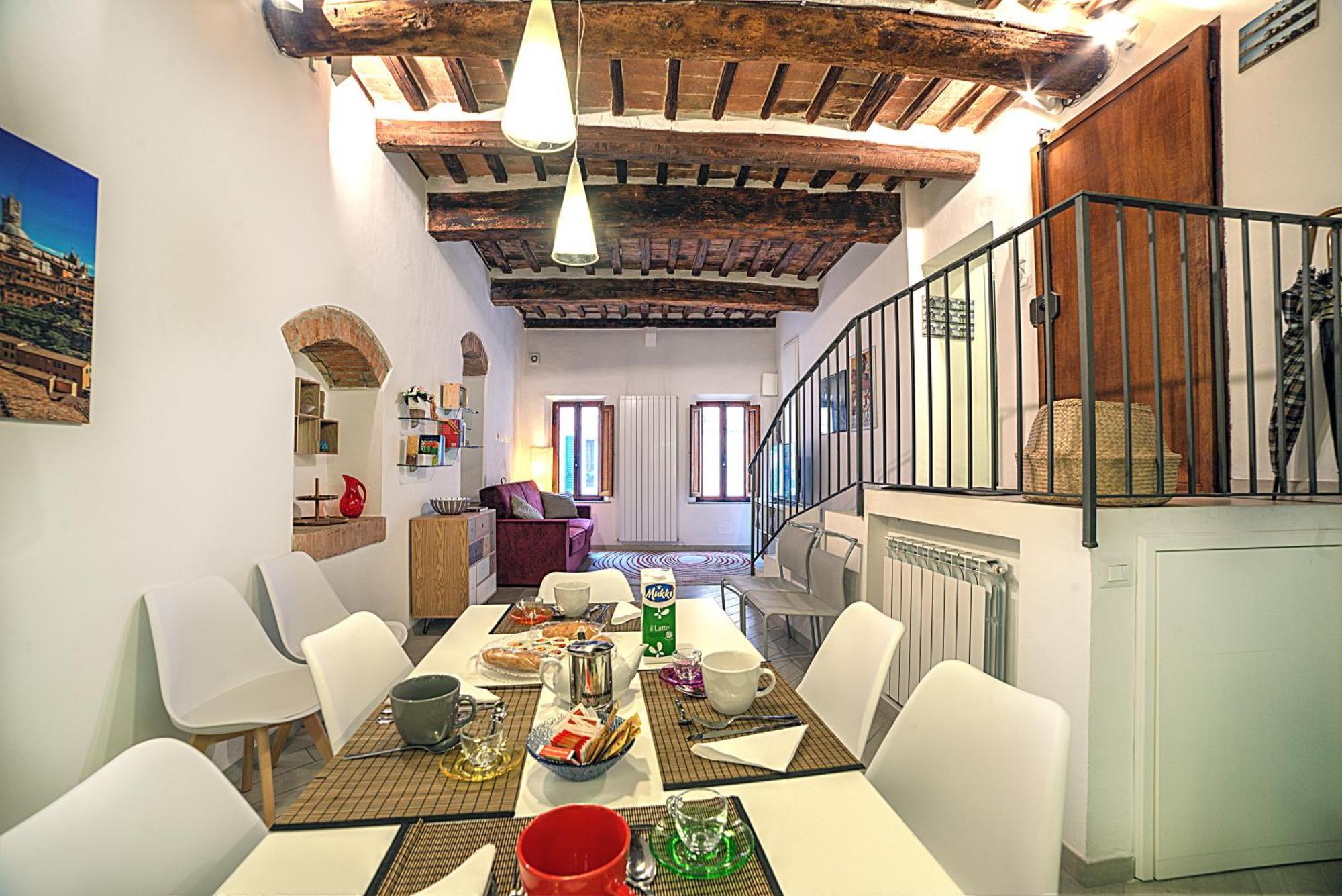 Cozy Apartment In The Heart Of 시에나 외부 사진