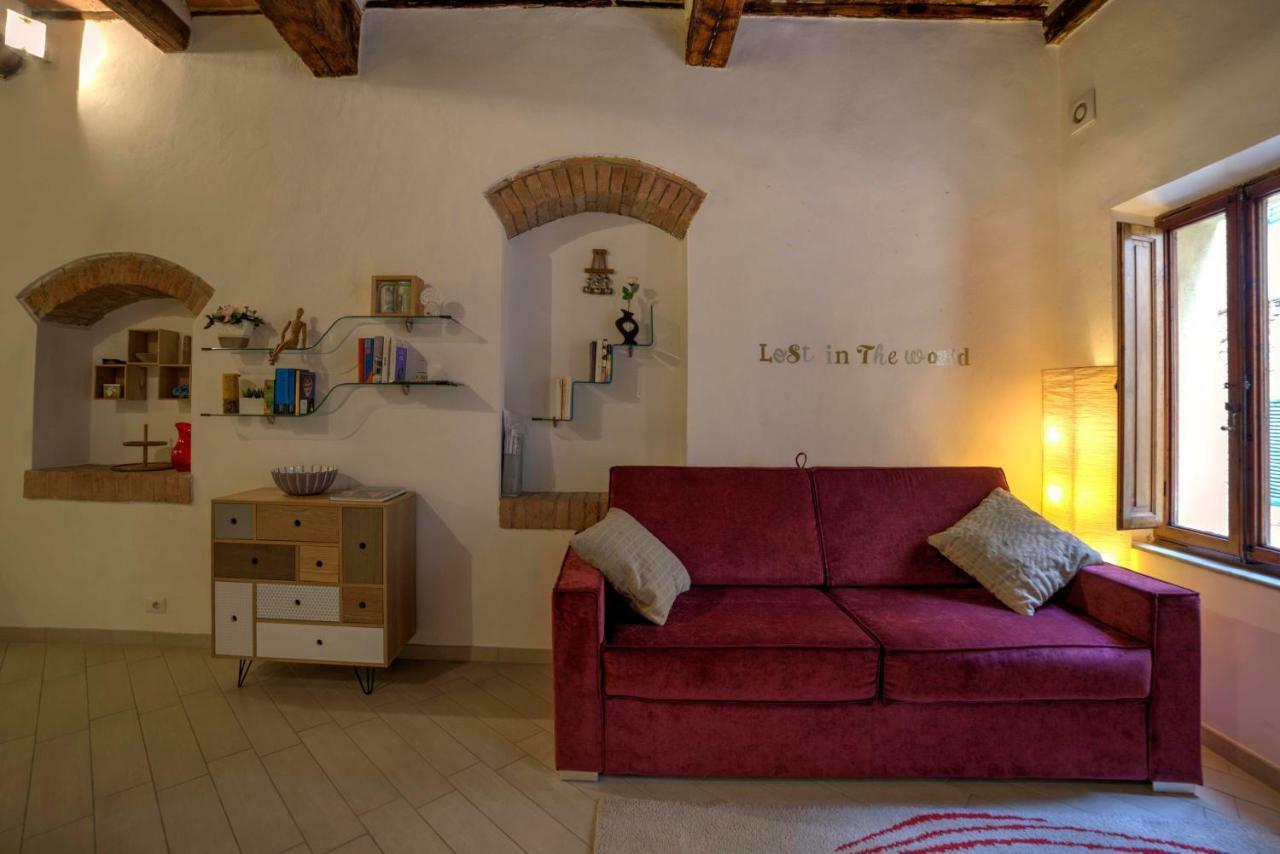 Cozy Apartment In The Heart Of 시에나 외부 사진